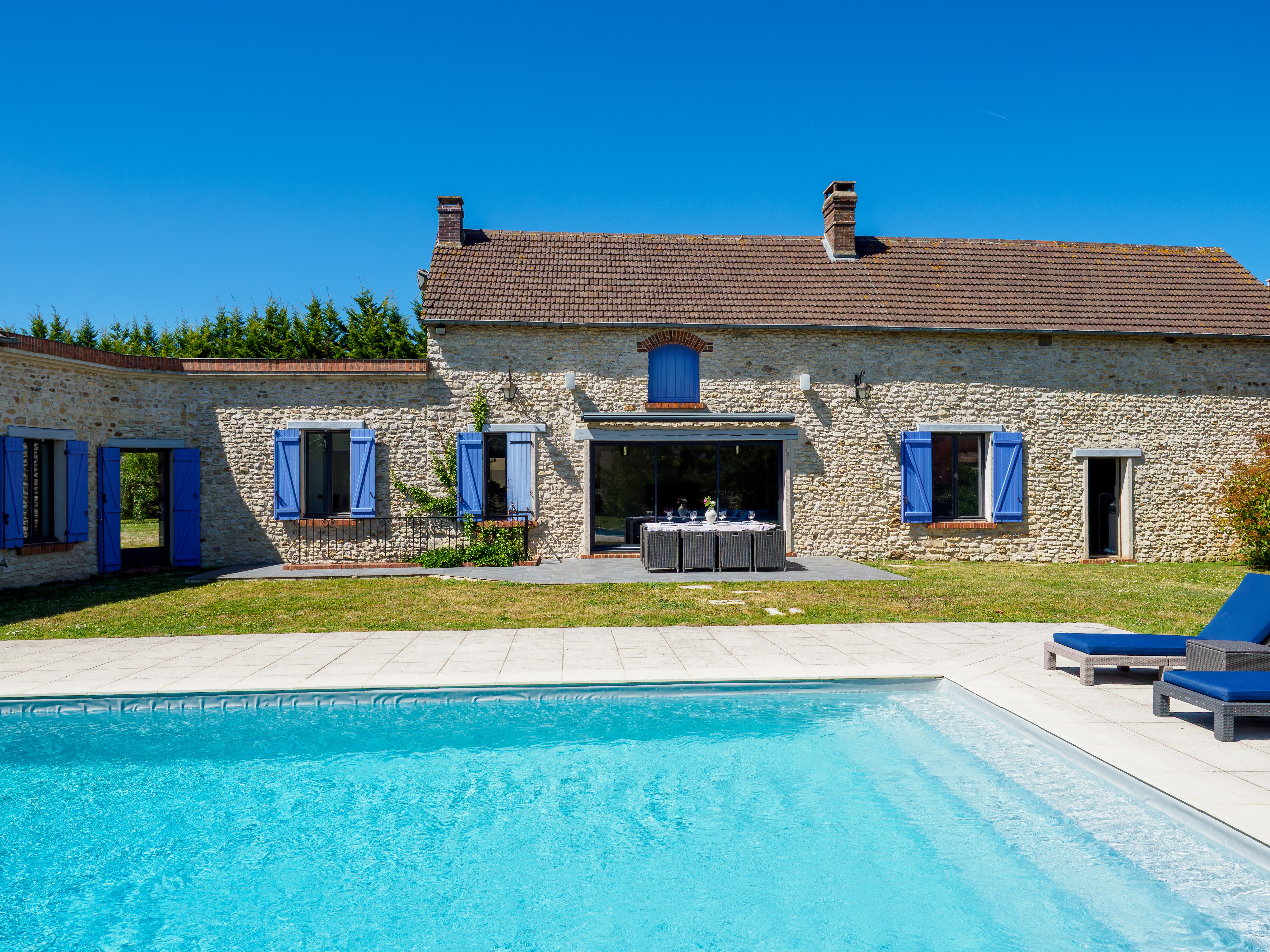 Maison de campagne avec piscine