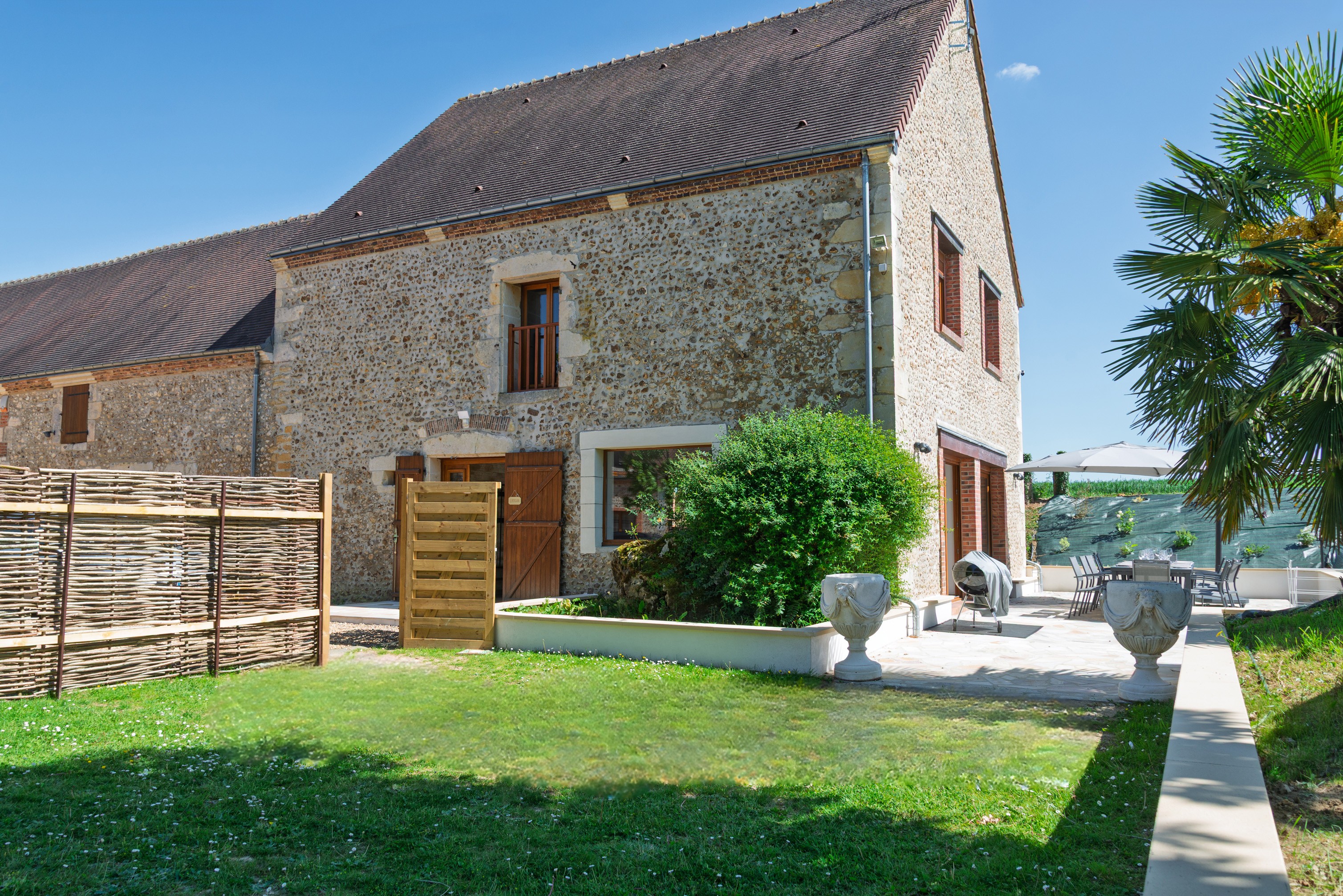 Deux gîtes avec piscine